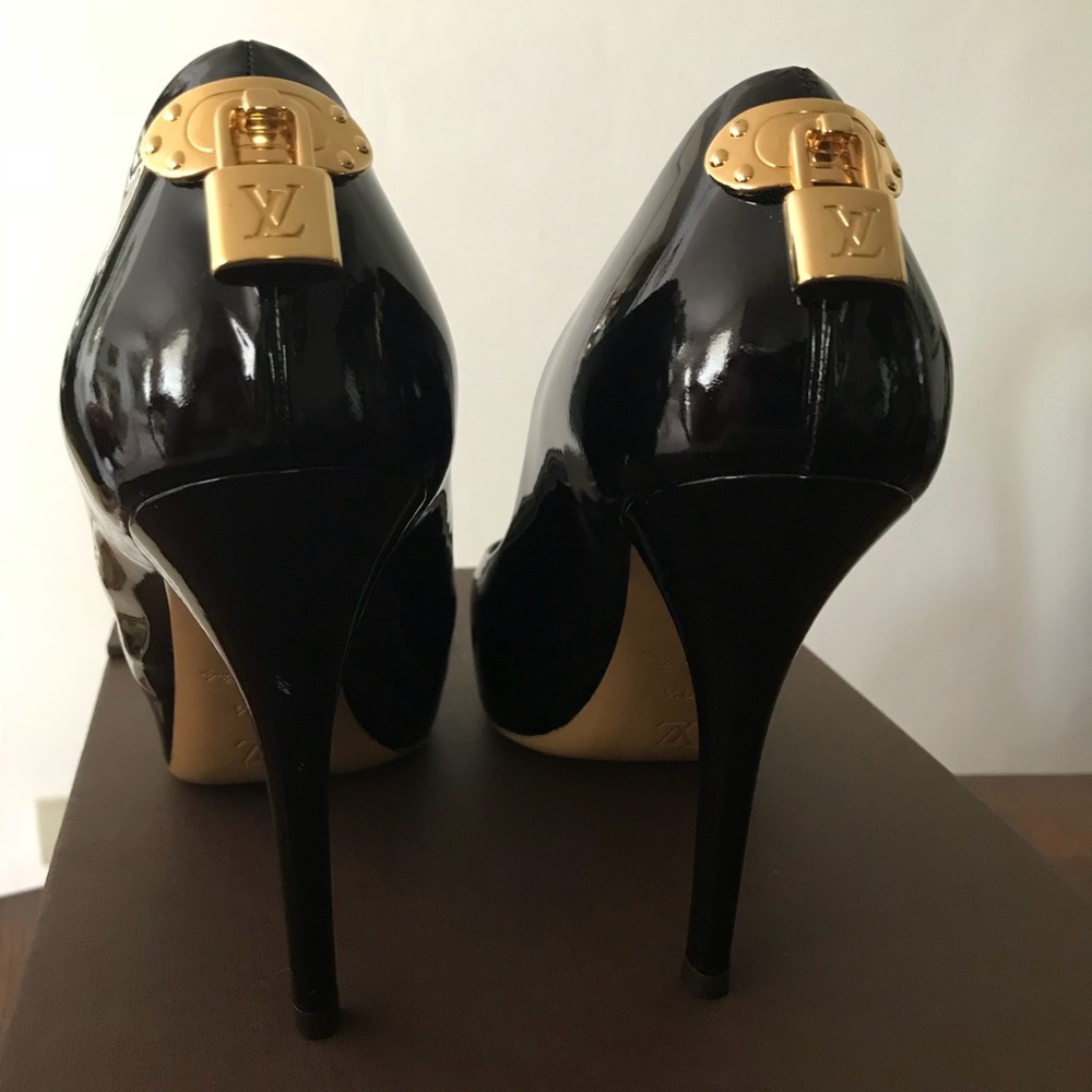 Louis Vuitton peep toe pumps - Picture 3 of 4
